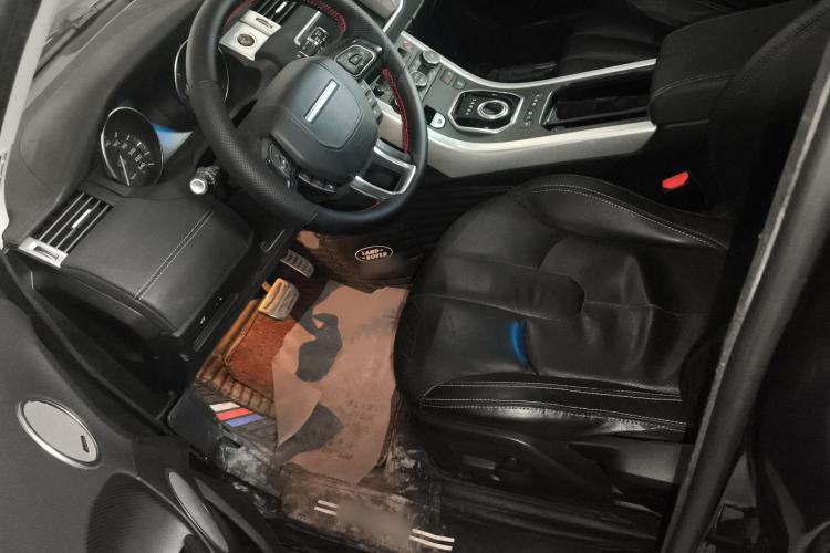 Used Land Rover Range Evoque 2014 2.0T 5-Door Ignite Edition Left Front Seat