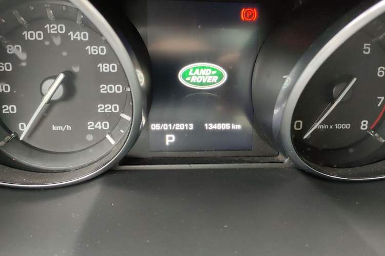 Used Land Rover Range Evoque 2014 2.0T 5-Door YAOZHEN Edition Odometer Close Up