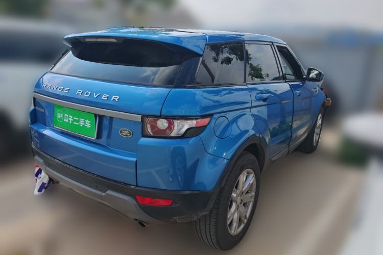 Used Land Rover Range Evoque 2014 2.0T 5-Door Luxury Edition Rear Right 45 Deg