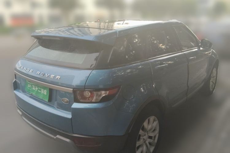 Used Land Rover Range Evoque 2014 2.0T 5-Door Luxury Edition Rear Right 45 Deg