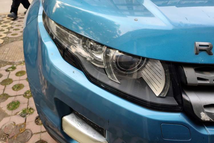 Used Land Rover Range Evoque 2014 2.0T 5-Door Luxury Edition Right Front Headlight
