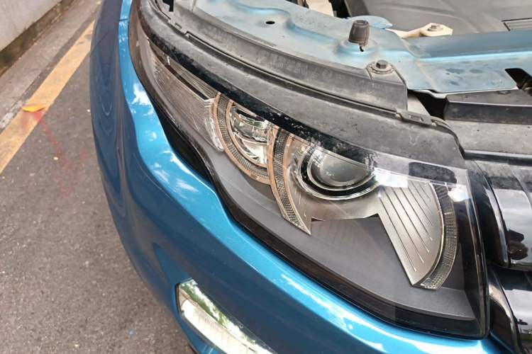Used Land Rover Range Evoque 2014 2.0T 5-Door Ignite Edition Right Front Headlight