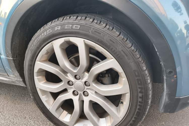 Used Land Rover Range Evoque 2014 2.0T 5-Door Ignite Edition Right Front Wheel Hub