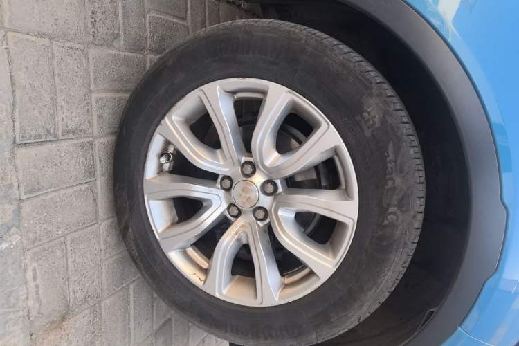 Used Land Rover Range Evoque 2014 2.0T 5-Door Luxury Edition Right Front Wheel Hub