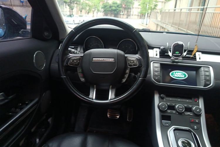 Used Land Rover Range Evoque 2014 2.0T 5-Door Ignite Edition Steering Wheel