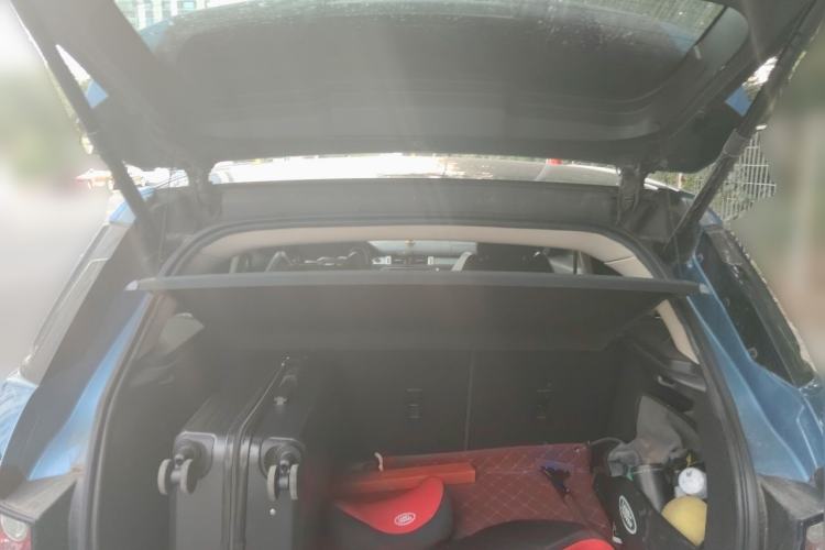 Used Land Rover Range Evoque 2014 2.0T 5-Door Luxury Edition Trunk