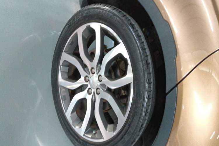 Used Land Rover Range Evoque 2014 2.0T 5-Door Ignite Edition Exterior 6