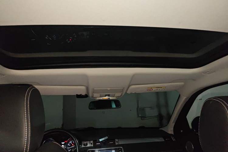 Used Land Rover Range Evoque 2014 2.0T 5-Door Ignite Edition Headliner
