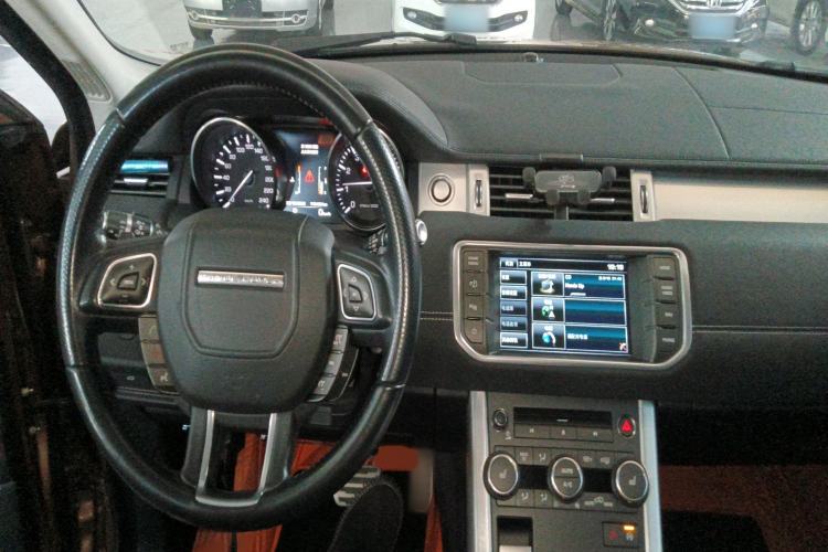 Used Land Rover Range Evoque 2014 2.0T 5-Door Ignite Edition Interior 2