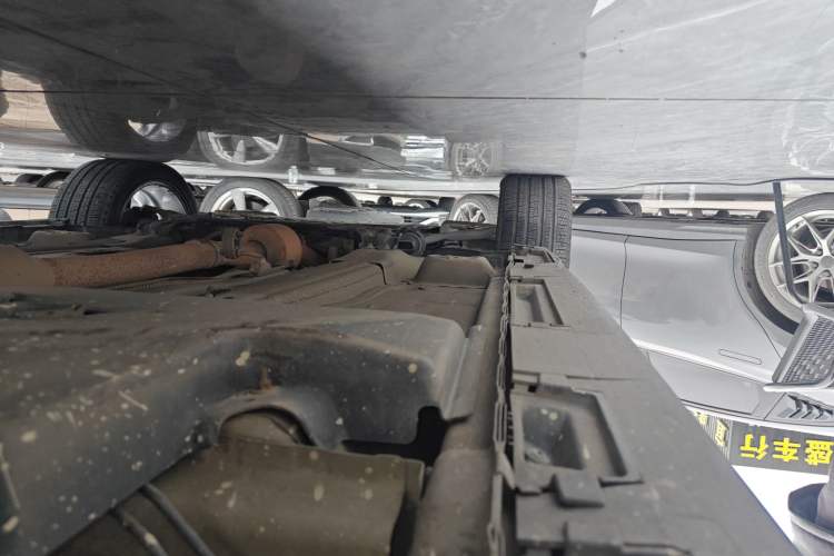 Used Land Rover Range Evoque 2014 2.0T 5-Door Ignite Edition Left Side Sill