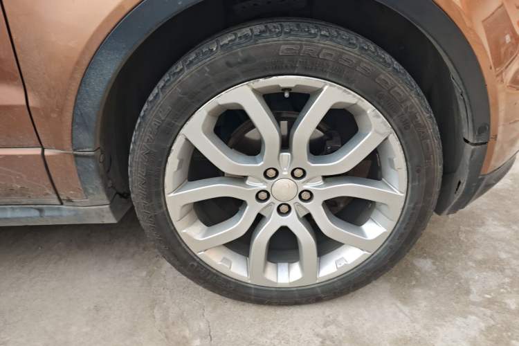 Used Land Rover Range Evoque 2014 2.0T 5-Door Ignite Edition Right Front Wheel Hub