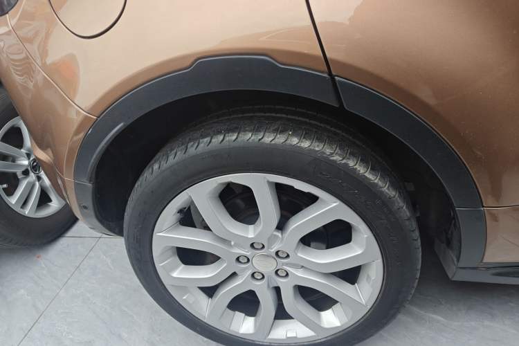 Used Land Rover Range Evoque 2014 2.0T 5-Door Ignite Edition Right Rear Wheel Hub