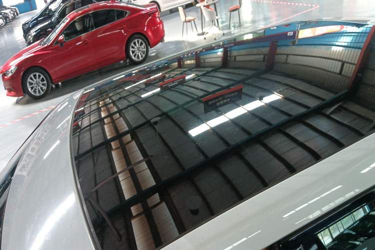 Used Land Rover Range Evoque 2014 2.0T 5-Door Ignite Edition Roof