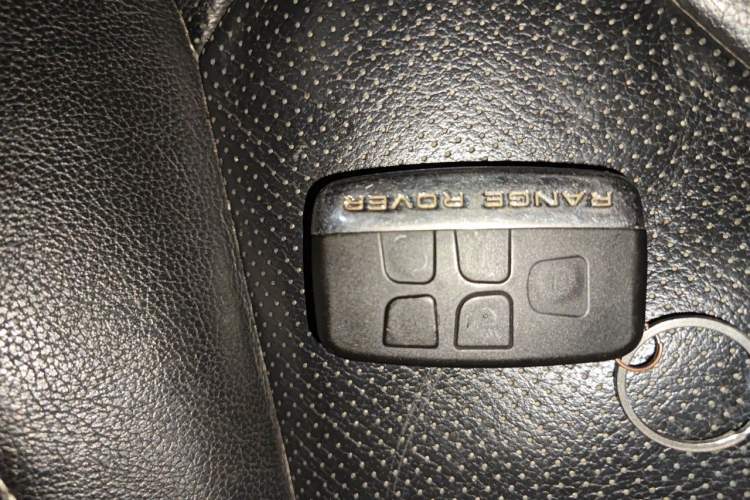 Used Land Rover Range Evoque 2014 2.0T 5-Door Ignite Edition Vehicle Key