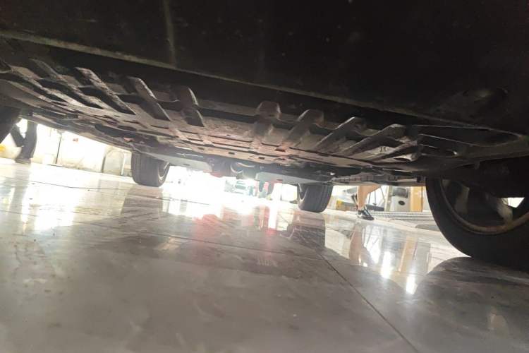 Used Land Rover Range Evoque 2014 2.0T 5-Door Ignite Edition Chassis Front