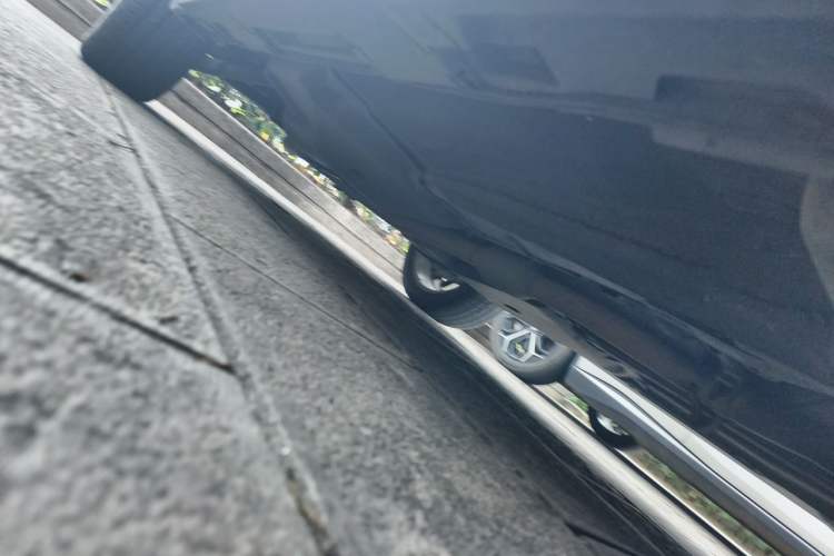 Used Land Rover Range Evoque 2014 2.0T 5-Door Ignite Edition Chassis Front Right