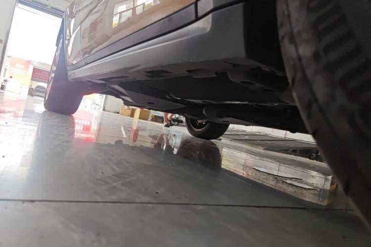 Used Land Rover Range Evoque 2014 2.0T 5-Door Ignite Edition Chassis Front Right