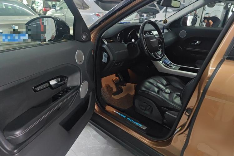 Used Land Rover Range Evoque 2014 2.0T 5-Door Ignite Edition Driver Seat