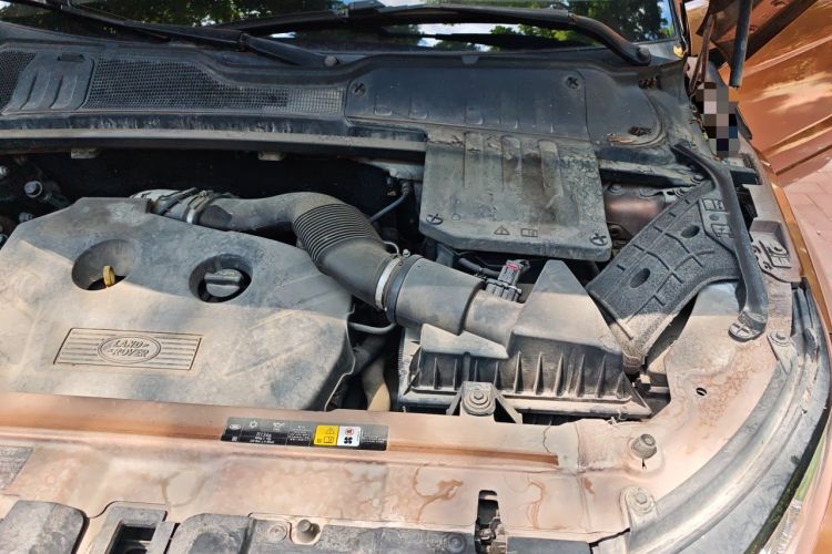 Used Land Rover Range Evoque 2014 2.0T 5-Door Ignite Edition Engine Bay Left
