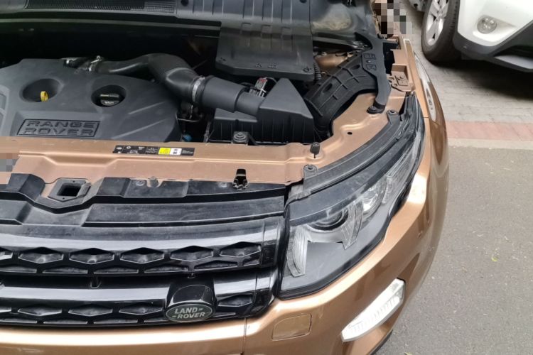 Used Land Rover Range Evoque 2014 2.0T 5-Door Ignite Edition Engine Bay Left
