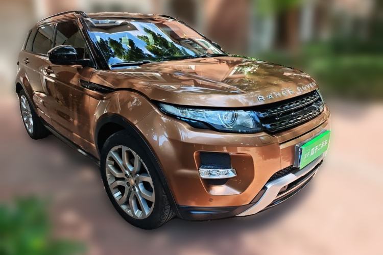 Used Land Rover Range Evoque 2014 2.0T 5-Door Ignite Edition Front Right 45 Deg