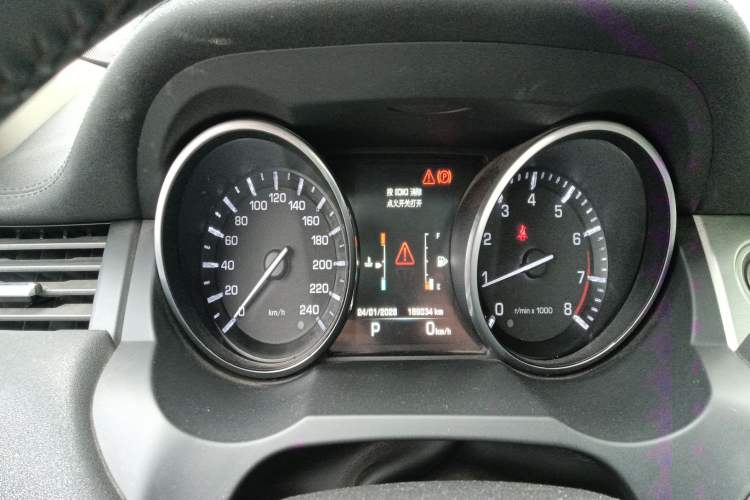 Used Land Rover Range Evoque 2014 2.0T 5-Door Luxury Edition Instrument Cluster