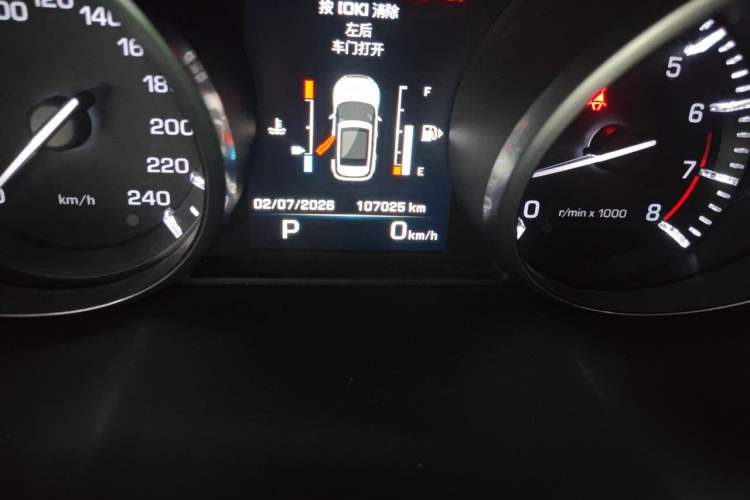 Used Land Rover Range Evoque 2014 2.0T 5-Door Ignite Edition Odometer Close Up