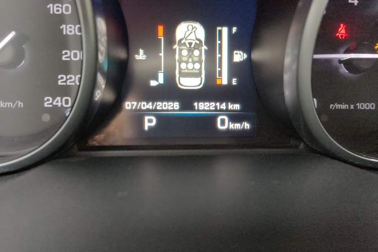 Used Land Rover Range Evoque 2014 2.0T 5-Door Limited Edition Odometer Close Up