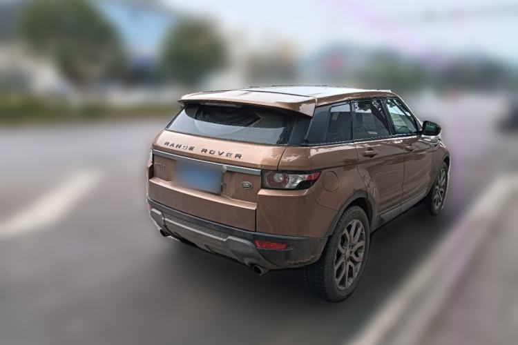 Used Land Rover Range Evoque 2014 2.0T 5-Door Luxury Edition Rear Right 45 Deg