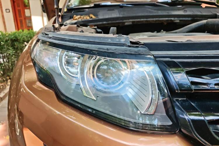 Used Land Rover Range Evoque 2014 2.0T 5-Door Ignite Edition Right Front Headlight