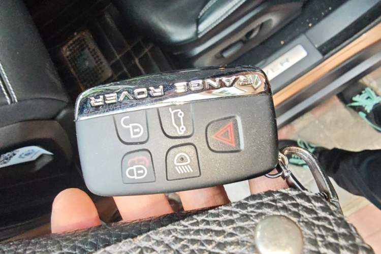 Used Land Rover Range Evoque 2014 2.0T 5-Door Ignite Edition Vehicle Key