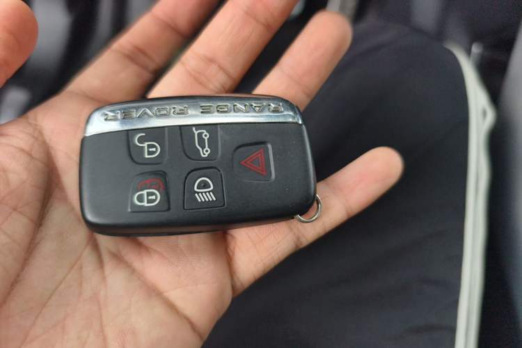 Used Land Rover Range Evoque 2014 2.0T 5-Door Ignite Edition Vehicle Key