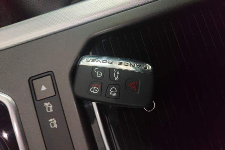 Used Land Rover Range Evoque 2014 2.0T 5-Door Ignite Edition Vehicle Key