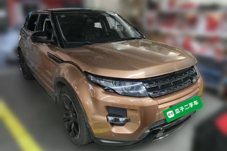 Used Land Rover Range Evoque 2014 2.0T 5-Door Limited Edition Front Right 45 Deg