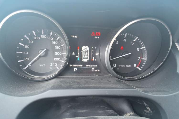 Used Land Rover Range Evoque 2014 2.0T 5-Door Ignite Edition Odometer Close Up