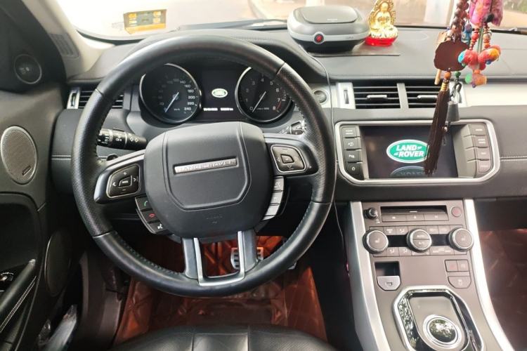 Used Land Rover Range Evoque 2014 2.0T 5-Door Limited Edition Steering Wheel