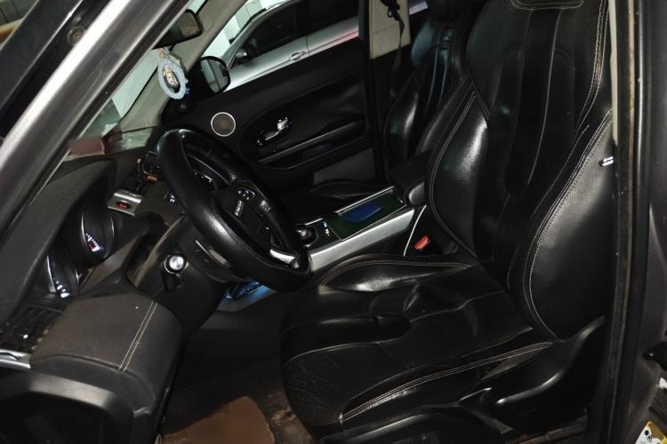 Used Land Rover Range Evoque 2014 2.0T 5-Door Ignite Edition Left Front Seat