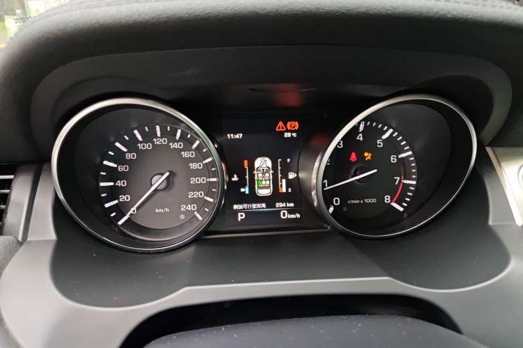 Used Land Rover Range Evoque 2014 2.0T 5-Door Luxury Edition Instrument Cluster