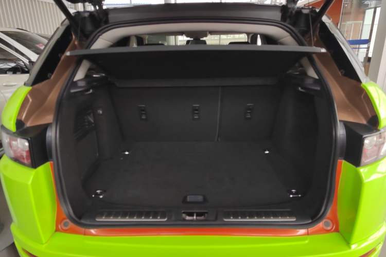Used Land Rover Range Evoque 2014 2.0T 5-Door Ignite Edition Trunk