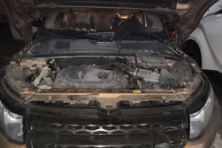 Used Land Rover Range Evoque 2014 2.0T 5-Door YAOZHEN Edition Engine Bay