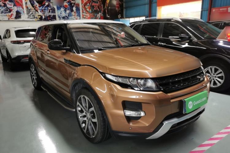Used Land Rover Range Evoque 2014 2.0T 5-Door Ignite Edition Front Right 45 Deg
