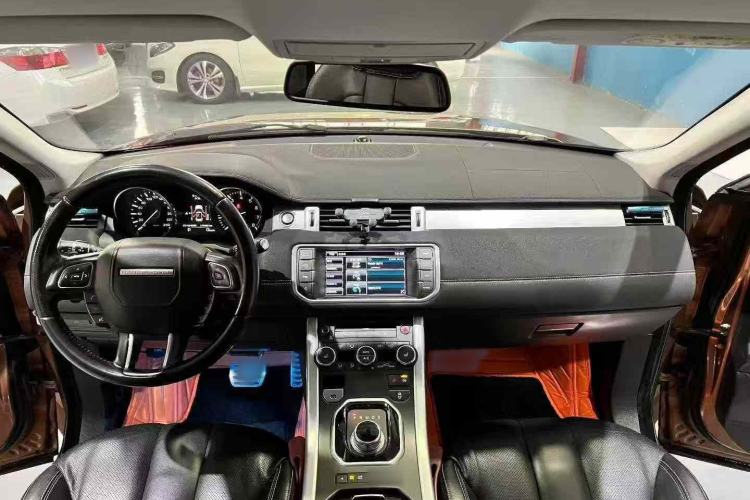 Used Land Rover Range Evoque 2014 2.0T 5-Door Ignite Edition Interior 2