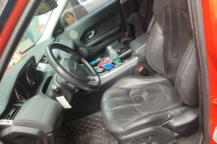Used Land Rover Range Evoque 2014 2.0T 5-Door Ignite Edition Left Front Seat