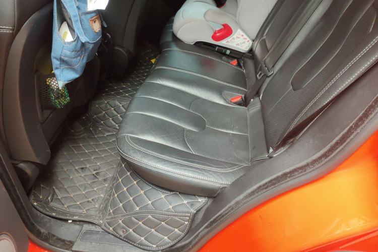 Used Land Rover Range Evoque 2014 2.0T 5-Door Ignite Edition Left Rear Seat