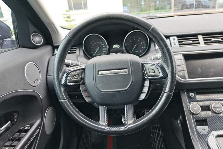 Used Land Rover Range Evoque 2014 2.0T 5-Door Ignite Edition Steering Wheel