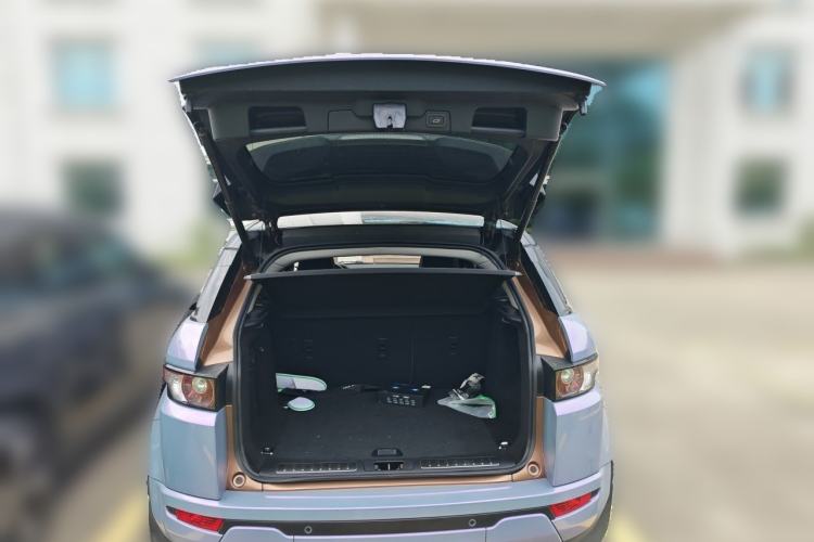 Used Land Rover Range Evoque 2014 2.0T 5-Door Ignite Edition Trunk