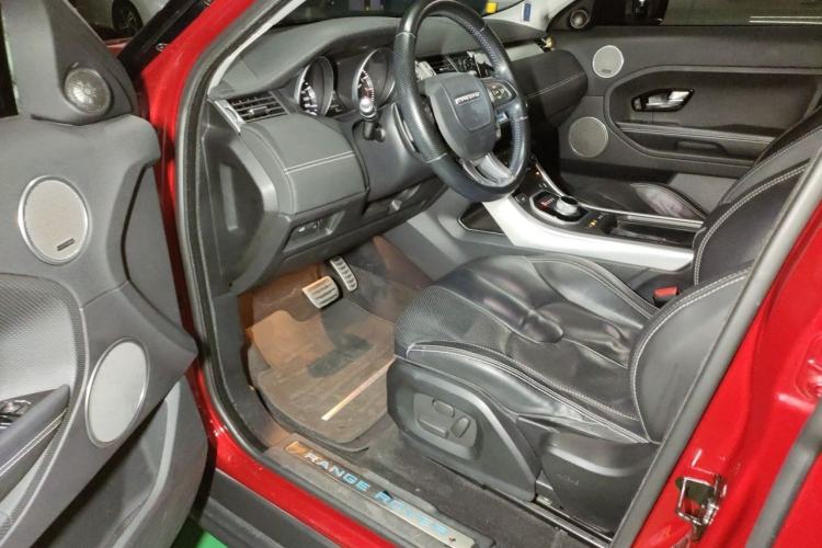 Used Land Rover Range Evoque 2014 2.0T 5-Door Ignite Edition Driver Seat