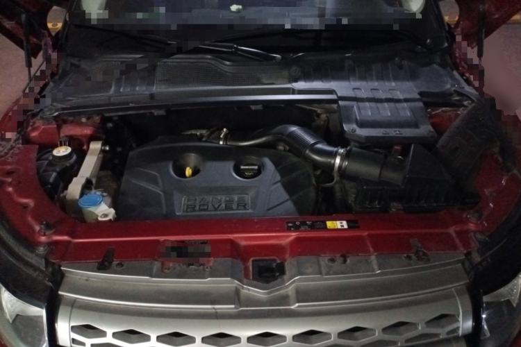 Used Land Rover Range Evoque 2014 2.0T 5-Door Luxury Edition Engine Bay