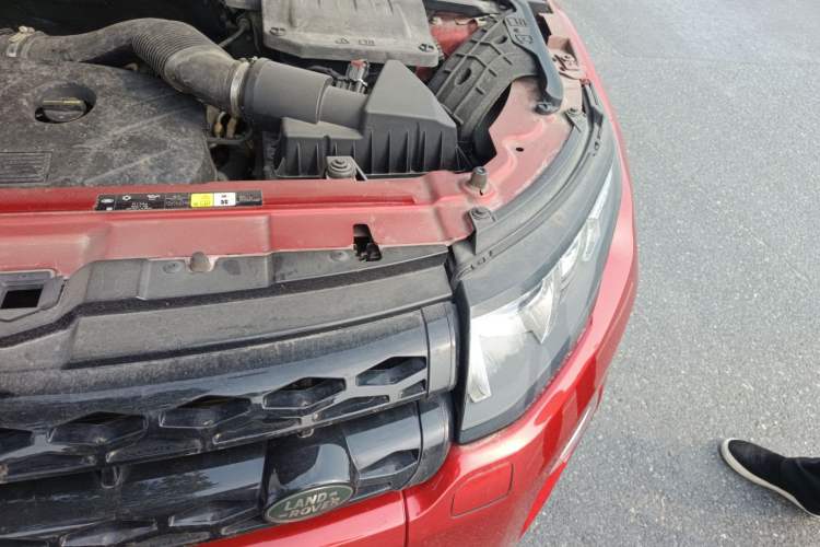 Used Land Rover Range Evoque 2014 2.0T 5-Door Ignite Edition Engine Bay Left