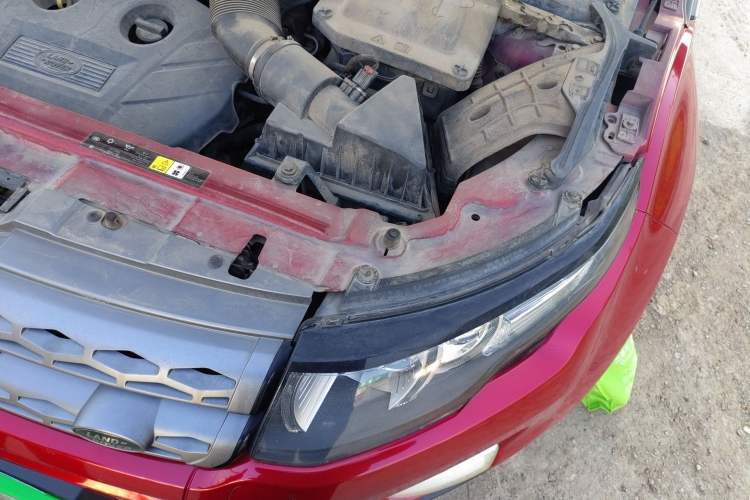 Used Land Rover Range Evoque 2014 2.0T 5-Door YAOZHEN Edition Engine Bay Left